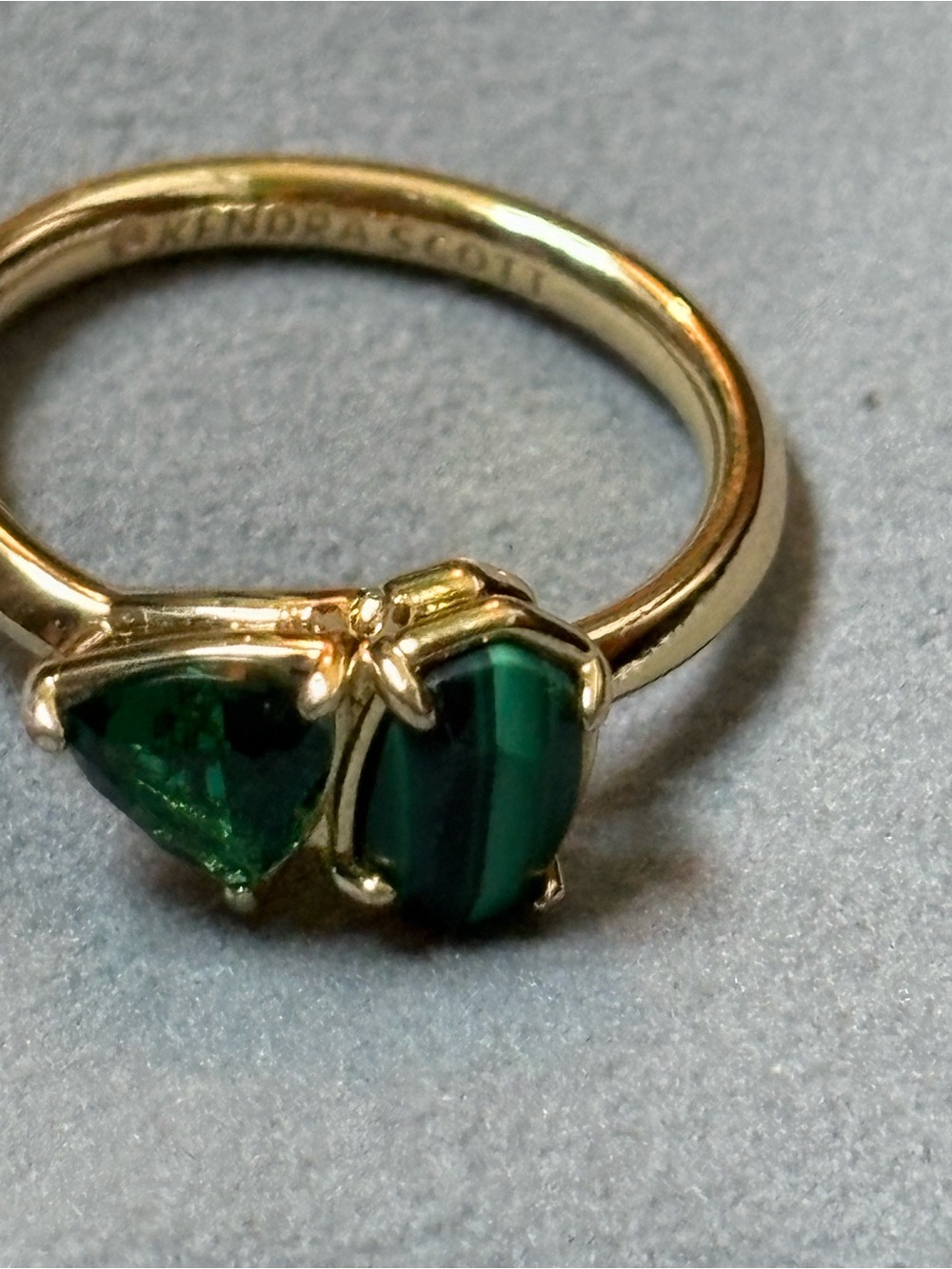 Kendra Scott Gold Ring with Green Malachite & Emerald Stones size 7 Tatum Band